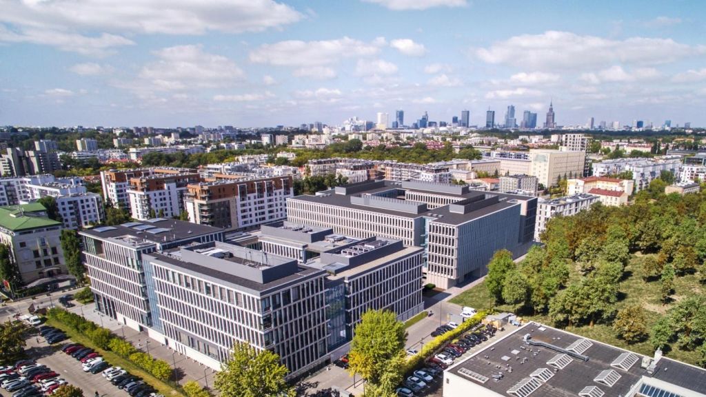 Mieszkania w sąsiedztwie biurowców