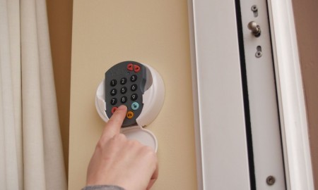 Alarm najlepiej odstraszy włamywaczy