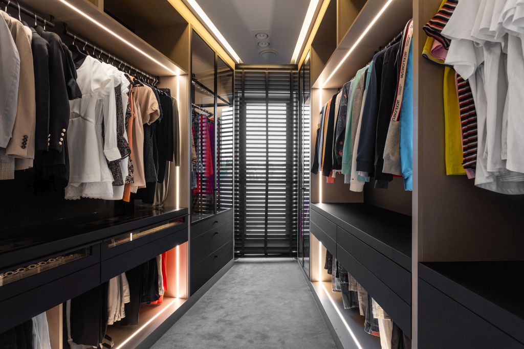 Garderoba – funkcjonalność na miarę każdego wnętrza